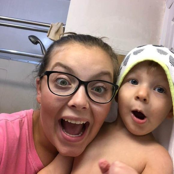 Meet your Posher, Liz - Picture 1 of 1